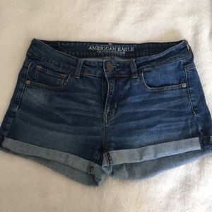 american eagle denim shorts!
